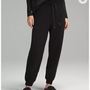 Lululemon Sweatpant Joggers